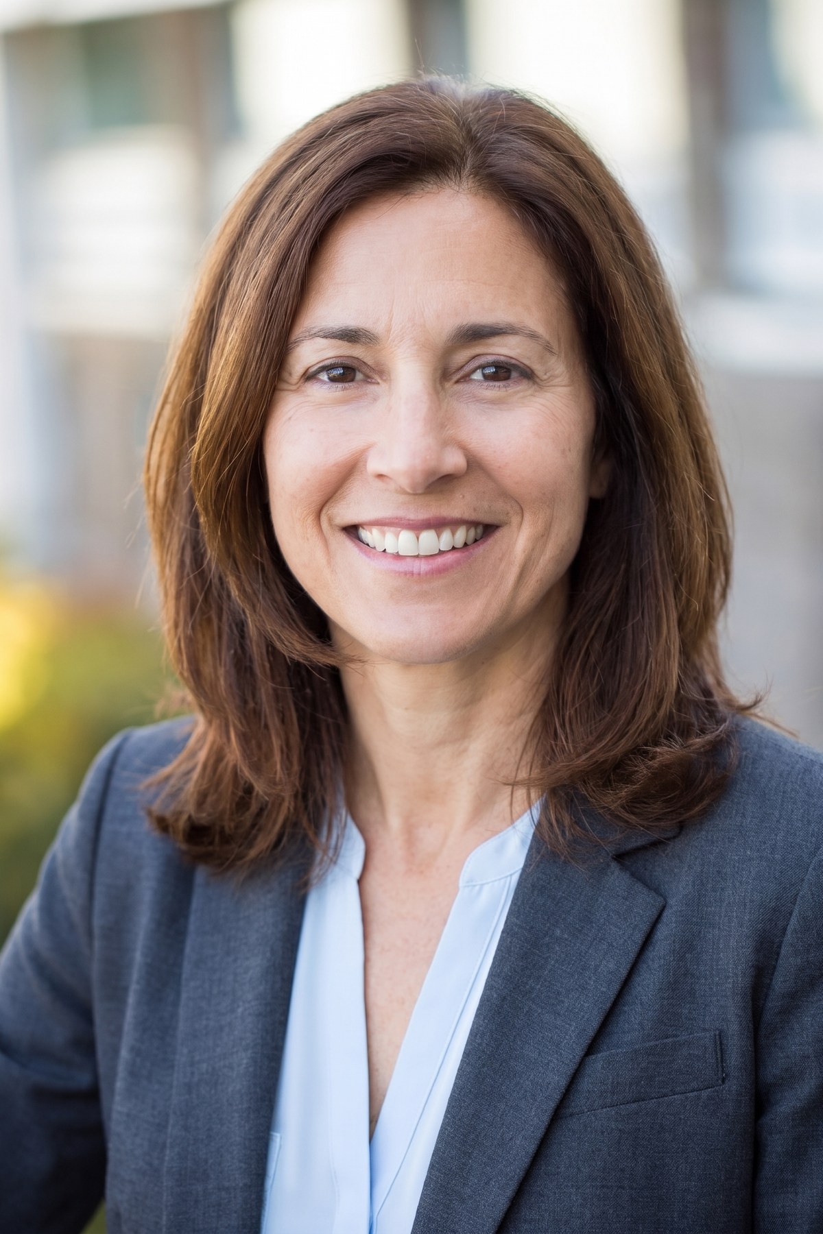 Dr. Elena Marsh, ND